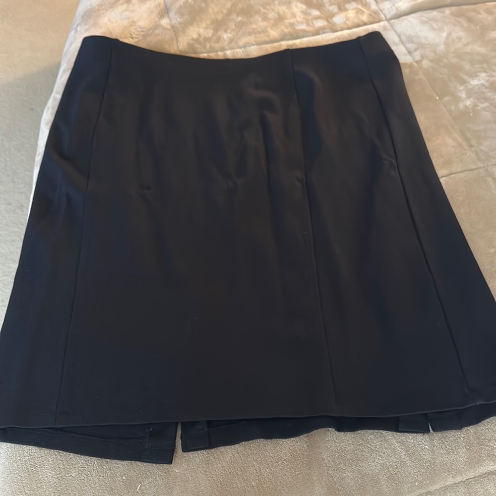 Women’s skirt
